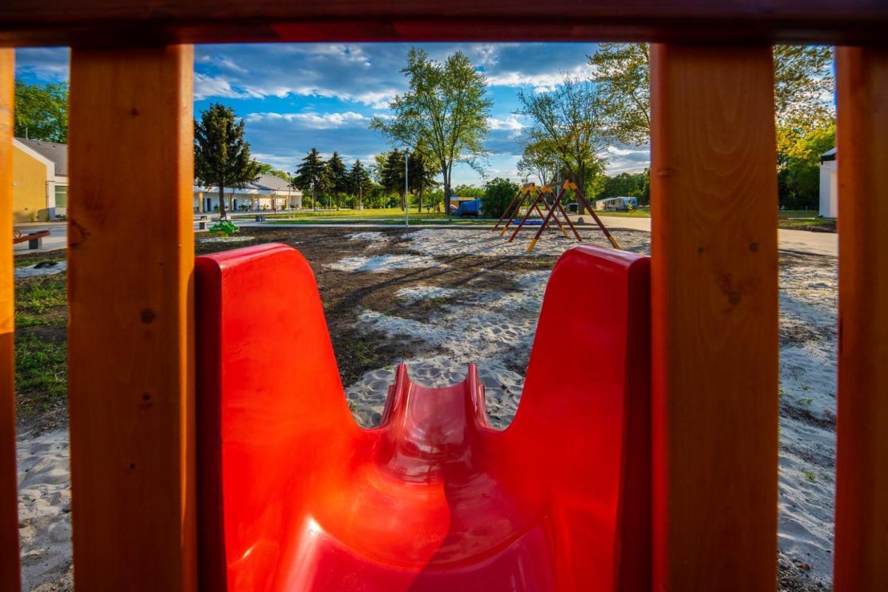 Zsory Liget Camping & Resort Mezokovesd Bagian luar foto
